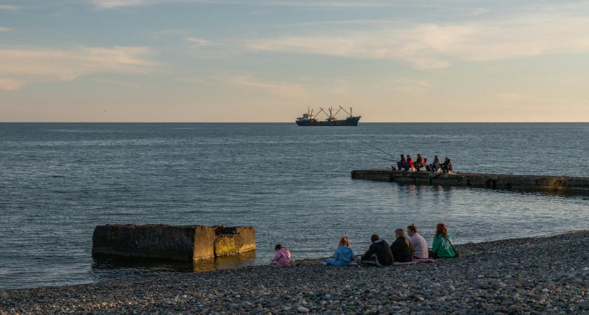 Что нельзя делать русским туристам в Абхазии: 5 главных правил для беззаботного отдыха