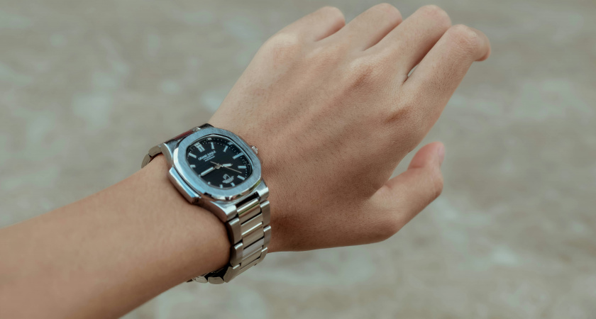 6 вечных моделей мужских часов для повседневной носки. От японских Casio до швейцарских Victorinox и Tissot