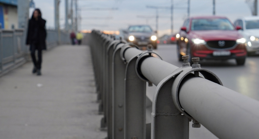 В Вологде закрыли мост 800-летия на срочный ремонт в ночное время