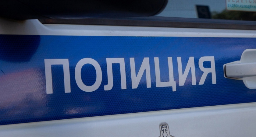 В Вологде женщина обокрала спящего знакомого, сняв с карты 230 тысяч рублей