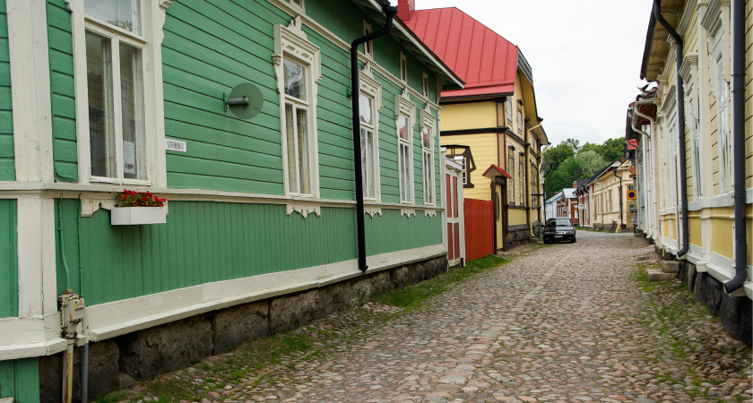 Не трубы и не электроматы: как финны делают в своих домах тёплый пол — даже в сильный мороз хожу босиком