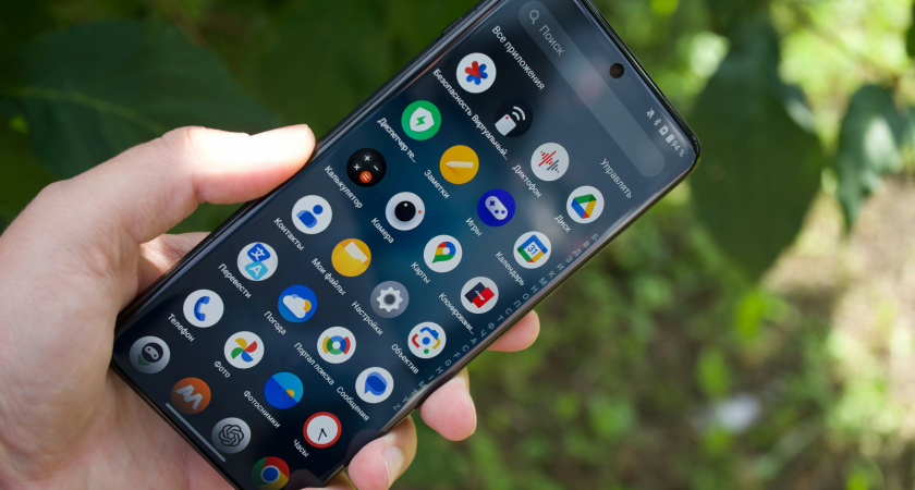 Эксперты назвали 5 старых смартфонов, которые хороши и в 2025 году. Они очень выгодные