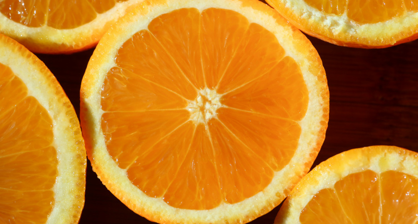 Вот зачем китайцы кладут апельсиновые корки в шкаф и это не шутка