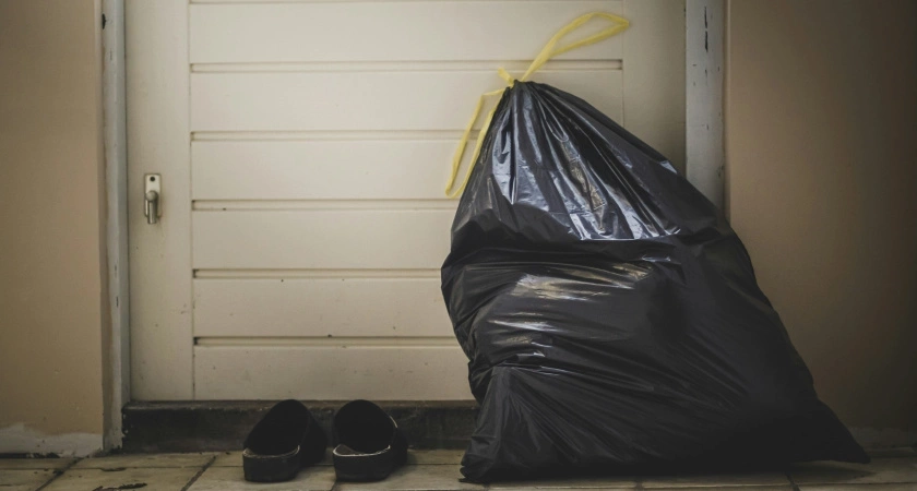 Пакеты не выкидываем – делаем из них дорогущую вещь: потратьте всего 2 минуты — экономьте хорошие деньги