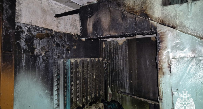 Два человека эвакуировались сегодня из загоревшейся в Вологде пятиэтажки