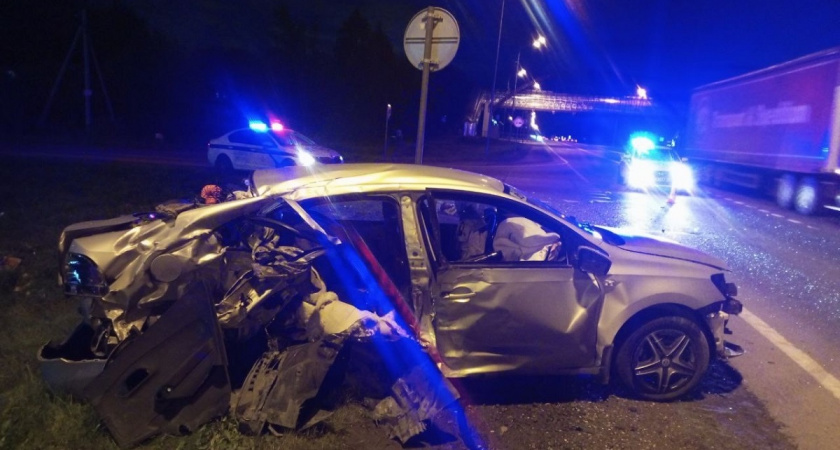 Пенсионеры пострадали в ДТП под Вологдой из-за опасного поворота