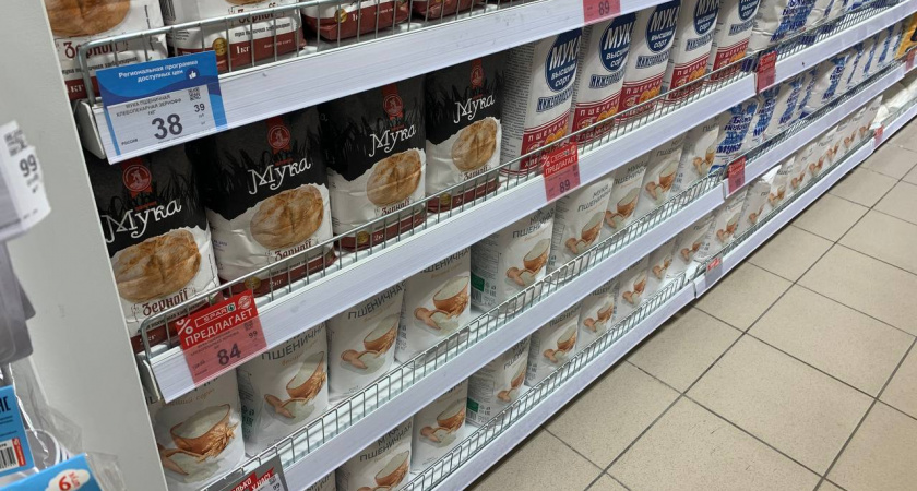 Вместо муки белая пыль: эксперты Роскачества выявили марки популярной муки, которая не прошла проверку - такую не берите даже по акции