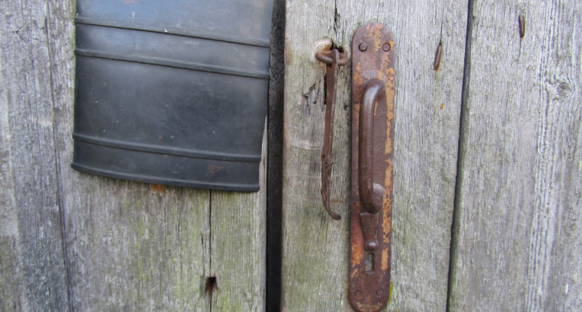 В Вологодской области юноша ответит за кражу мопеда из хозпостройки