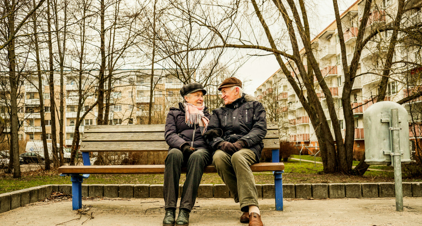 1 октября пенсионерам придет дополнительная выплата с тремя нулями: кто сможет получить деньги и сколько