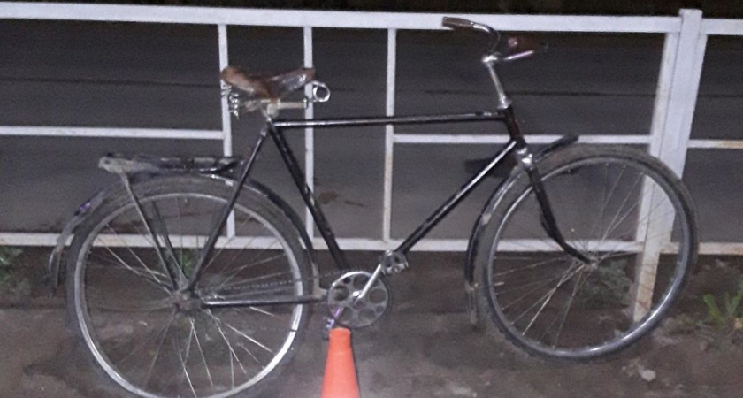 Пенсионеры на двух колесах: в Великом Устюге скутерист столкнулся с велосипедистом