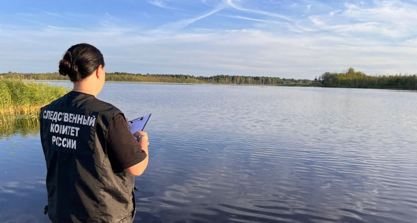 В Вологодской области мужчина выпал из лодки и утонул