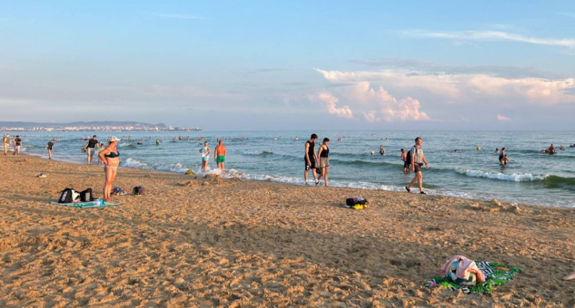 Азовское море - курорт для бедных? Нет, это место для тех, кто едет за здоровьем!