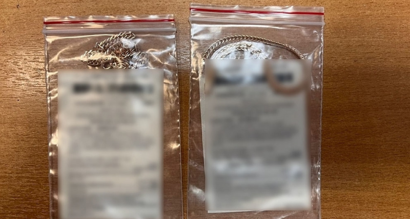 Суд "простил" вологжанок, сдавших в ломбард бижутерию под видом золота