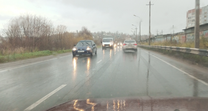 Как действовать, если встречка летит на вас лоб в лоб: 5 главных ошибок, которые нельзя совершать