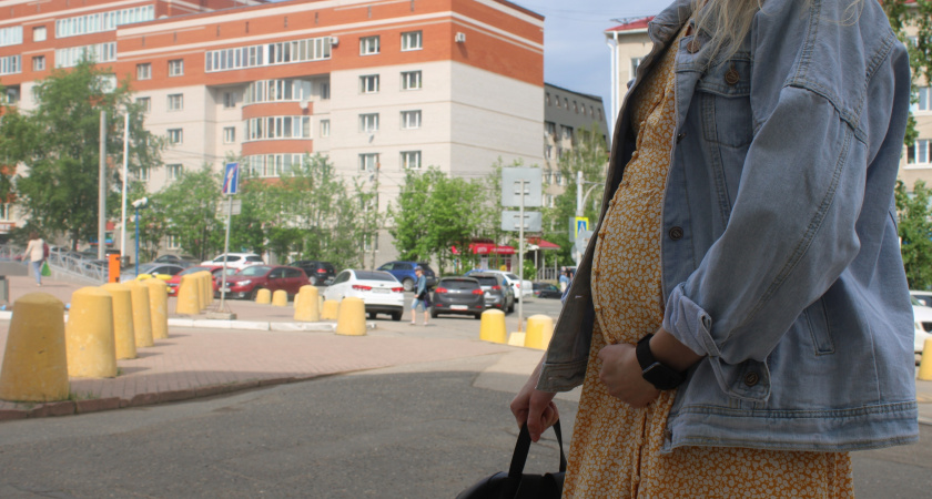 Дамы, живущие за пределами региона, могут получить выплаты при рождении ребенка в Вологодской области