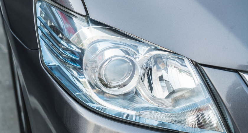 Как отполировать фары на авто: 1 простой продукт и авто засияет как из салона