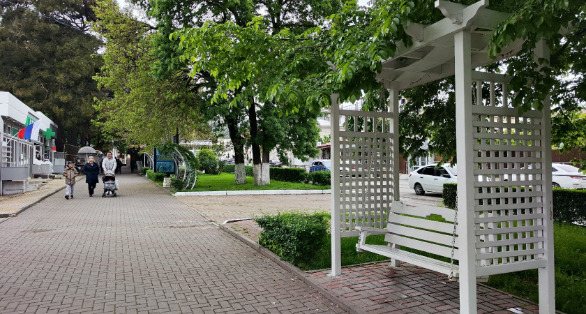 Вместо грязного моря, жары и толп туристов: на какой курорт поехали самые продуманные люди укрепить здоровье