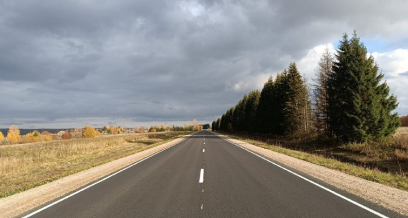 В Вологодской области открыли обновленный участок трассы Сямжа – Харовск