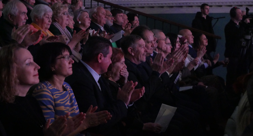 Юная жительница Вологодской области покорила всероссийский фестиваль вокалистов "Белая трость"