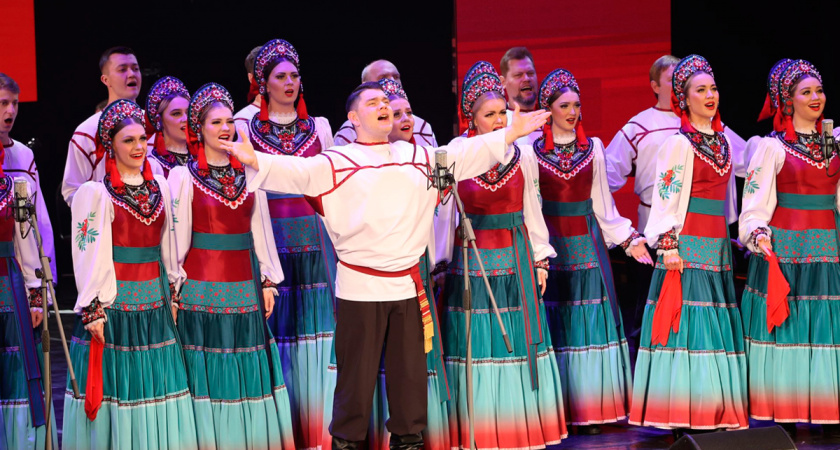 Сотни вологжан посетили концерт Хора Пятницкого 