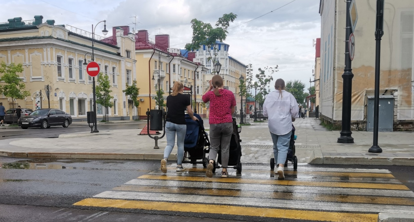 В Вологодской области расширяют спектр программ, направленных на поддержку семей с детьми
