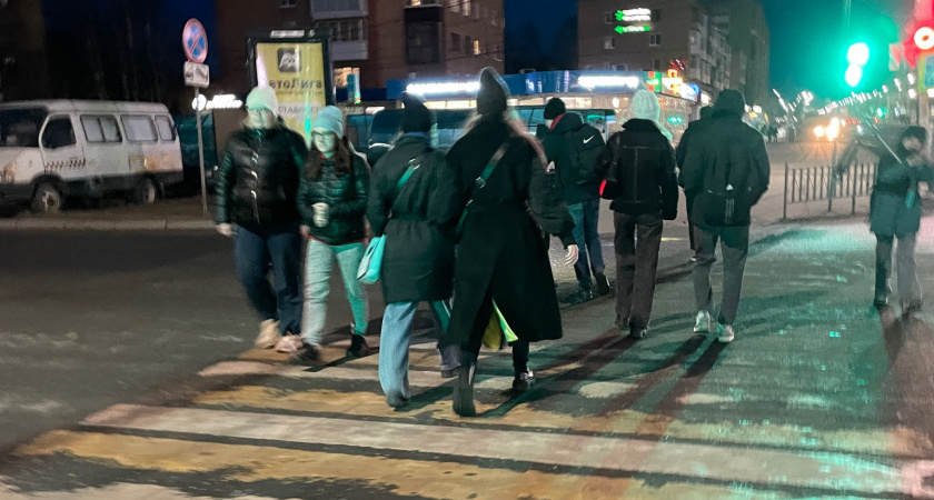 Инспектор ДПС хотел оштрафовать за непропуск пешехода, но я на его уловку не повелся и вышел сухим из воды