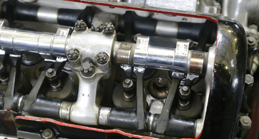 Замерил твёрдость китайского и немецкого коленвала. Теперь всё стало ясно, вопросов больше нет