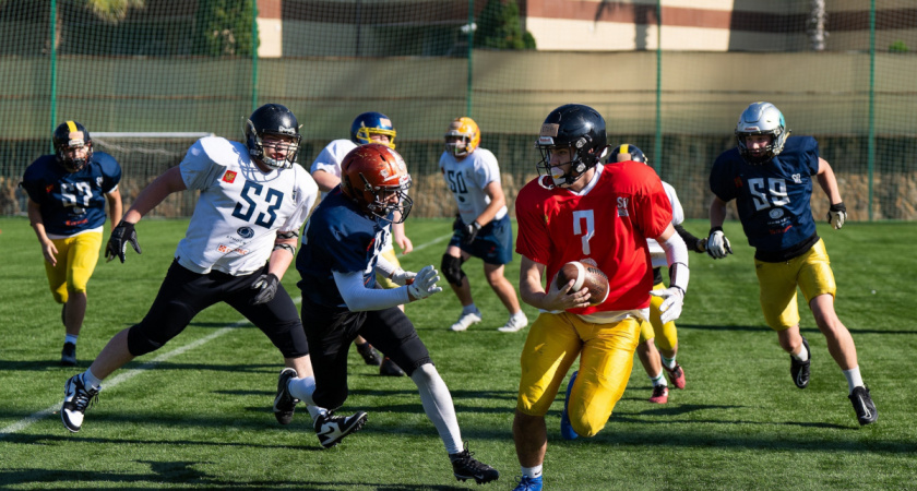 Юниоры из Вологды попали в сборную России по американскому футболу