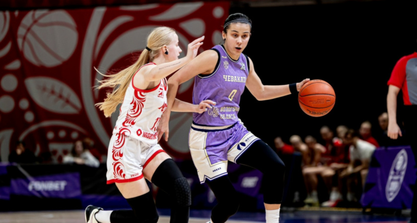 Вологодские "пчелки" вырвали победу у баскетболисток Москвы в последней четверти