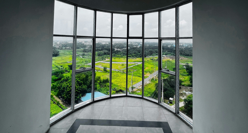 Как скандинавы делают панорамные окна и не мёрзнут: раскрываем все их секреты