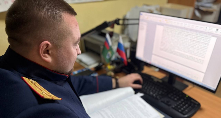 За волосы оттаскала: вологжанке грозит срок за нападение на полицейского