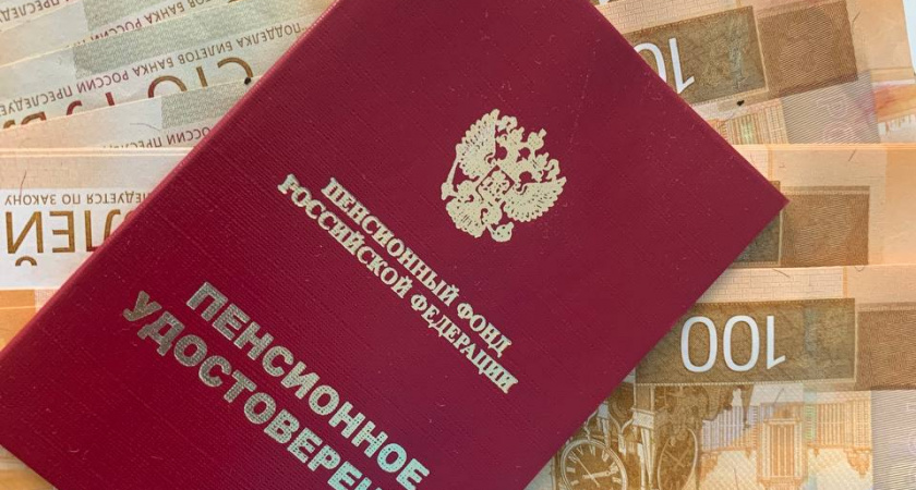 Двойная пенсия в декабре: кому и сколько доплатят из-за новогодних каникул