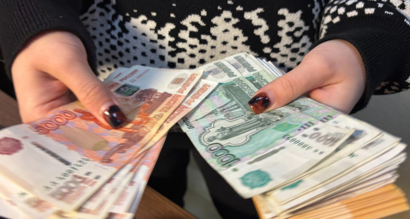 Жительница Вологодской области заплатит заплатит за повреждение опоры ЛЭП, нанесенное в пьяном ДТП