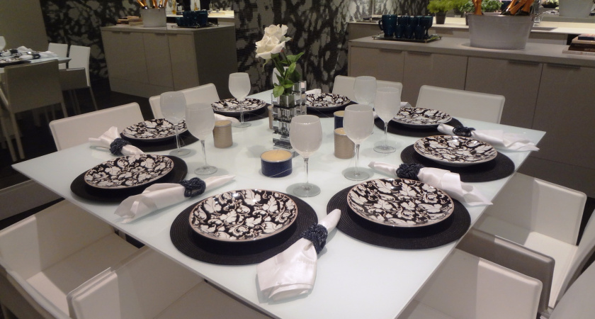 Как задобрить Огненную Лошадь и стать богатым: что поставить на новогодний стол-2026, чтобы привлечь удачу на 12 лет вперед