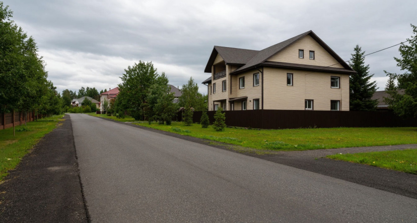 Почему нельзя асфальтировать двор перед домом: раньше я про это догадывался, теперь знаю точно. В США это запрещено