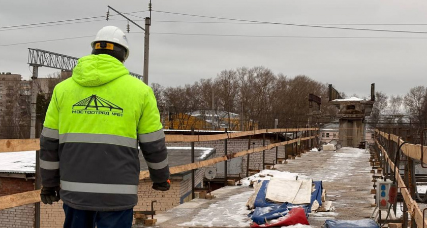 В Вологде завершают первый этап ремонта моста на Текстильщиков