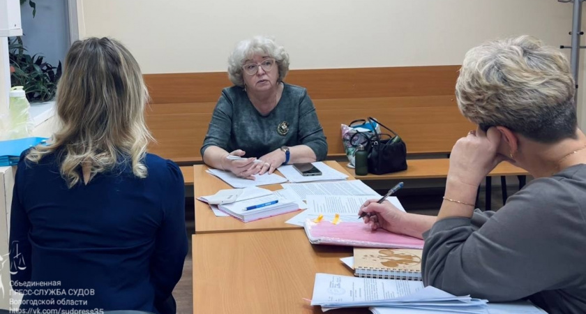 Экс-сотрудница детсада в Вологодской области снизила сумму иска в 6 раз после примирения с работодателем