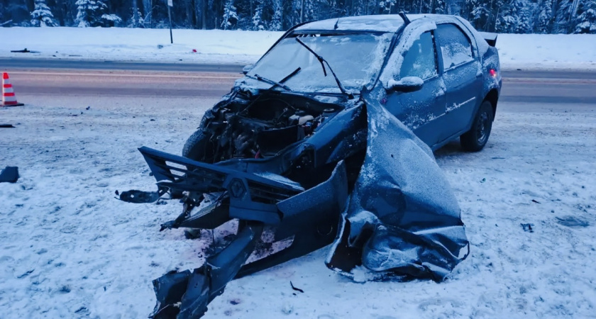 В аварии на трассе Вологда – Тихвин пострадали два человека