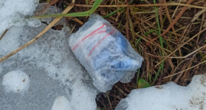 В Вологодской области задержан мужчина, спрятавший наркотики в снегу