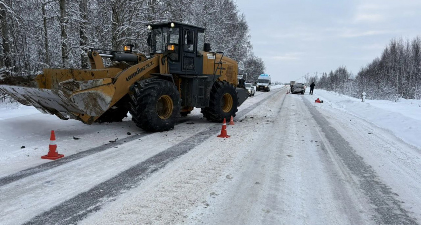 Пассажирка пострадала в ДТП с погрузчиком под Вологдой