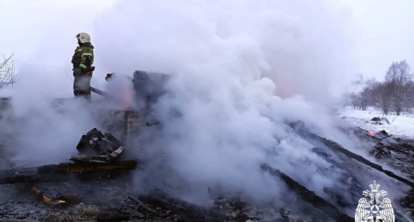 71-летний мужчина погиб при пожаре в Вологодской области