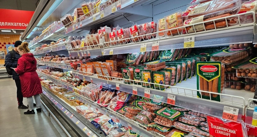 Сделаны из мяса с нулевой химией: в Роскачестве назвали лучшие марки сосисок - их берите смело впрок