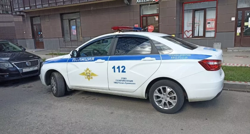 Инспекторы ГИБДД перешли к штрафам за парковку во дворах: закон не защитит водителей, вот в чём причина