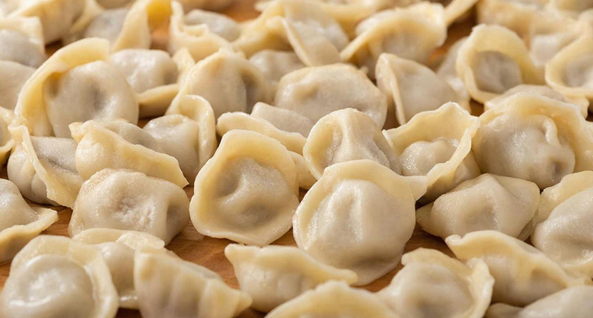 Почему при варке пельменей стоит влить стакан холодной воды — запомните навеки