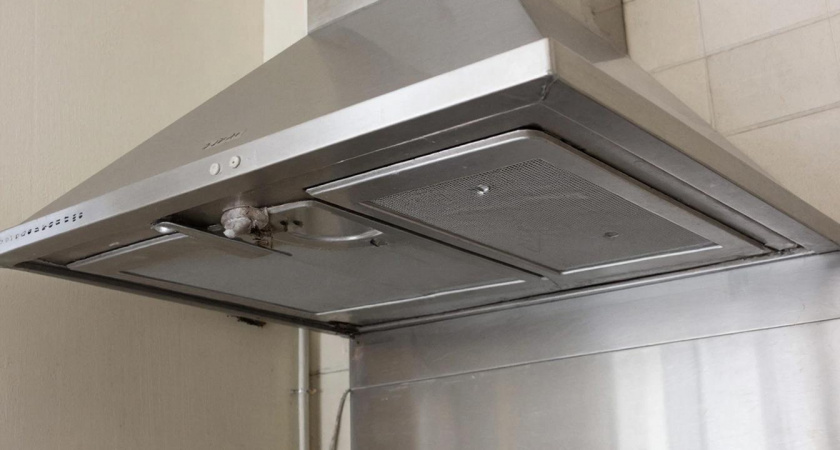 Почему продуманные хозяева меняют обычные вытяжки
