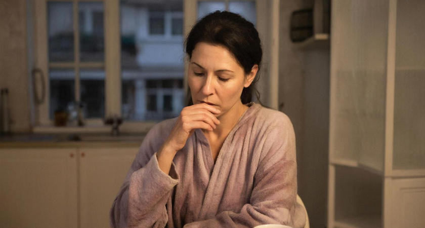 Мощь тишины: почему ваше привычное «всё хорошо» может мешать искренности и близости с людьми