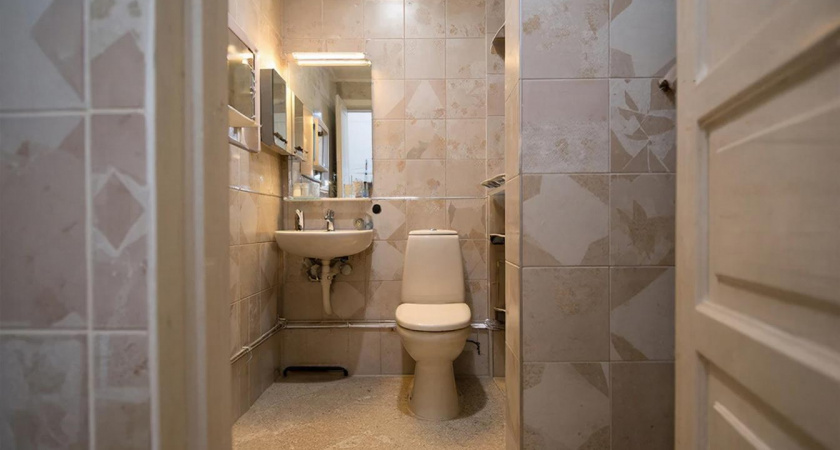 Зачем солить воду в унитазе - запомните и поделитесь с родными