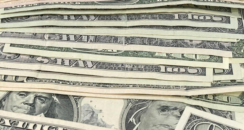 Копить ли доллары? Дан определенный ответ