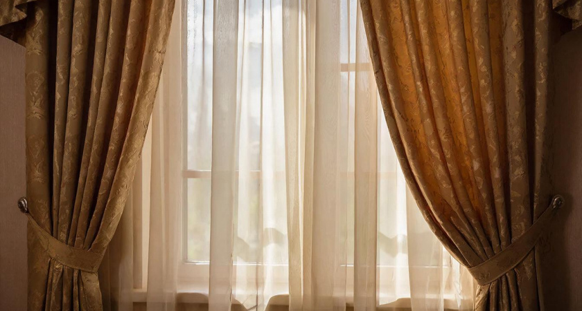 Шторы и стираю, и глажу, не снимая с карниза: всегда идеально ровные без лишних хлопот- хитрый лайфхак на все случаи жизни