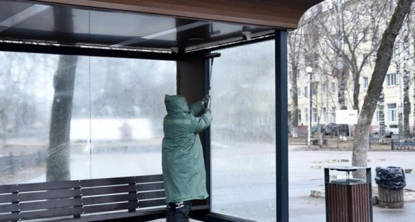 В Вологде мэрия завершает проверку умных остановок и готовится судиться с подрядчиком из-за некачественного монтажа